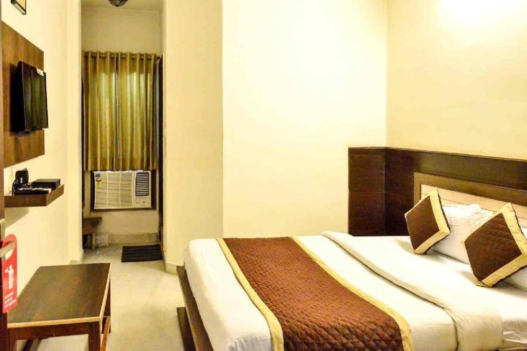 Hotel Airport Land Új-Delhi Kültér fotó