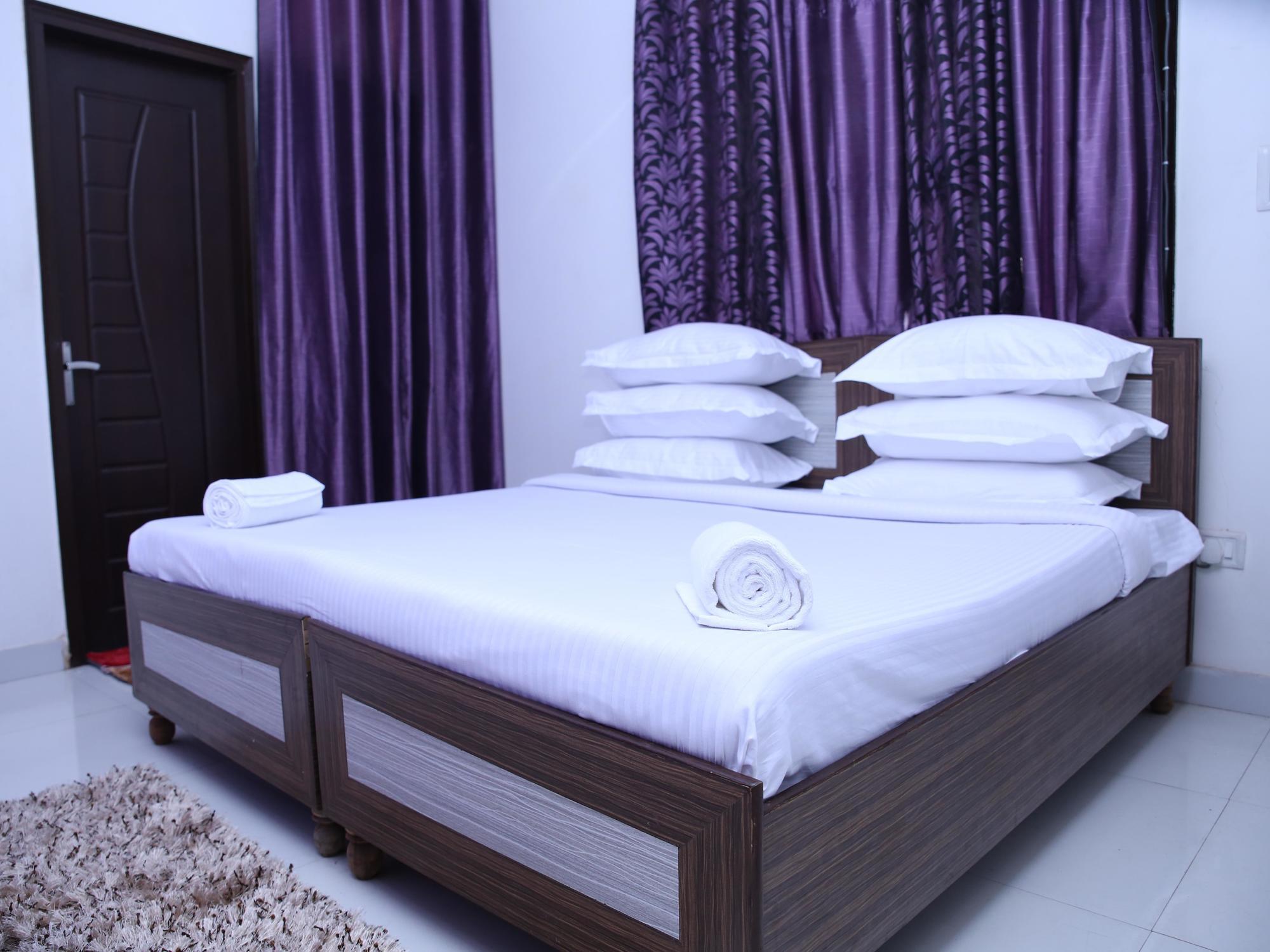 Hotel Airport Land Új-Delhi Kültér fotó