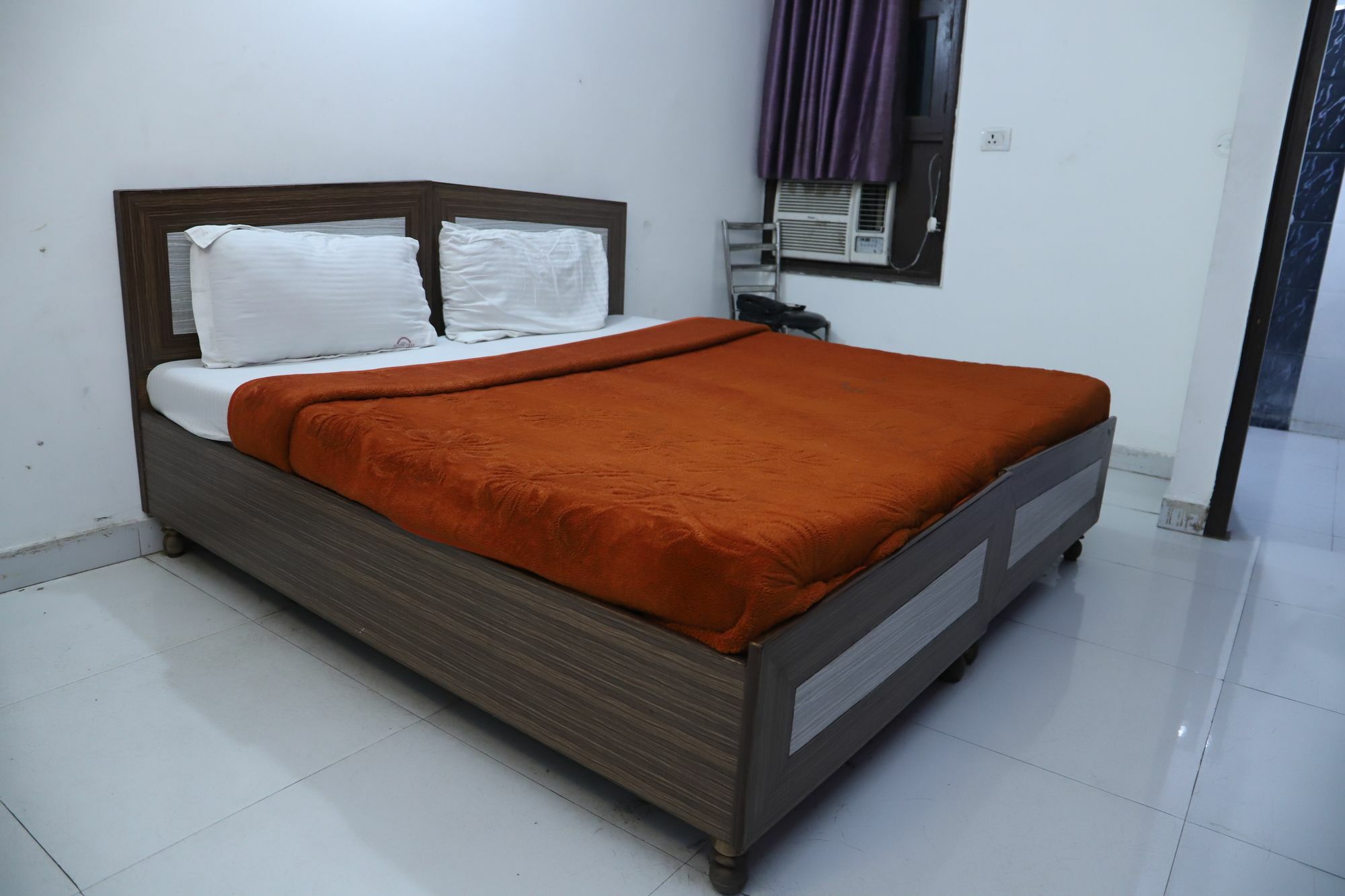 Hotel Airport Land Új-Delhi Kültér fotó